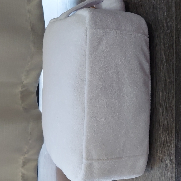 Stoney Clover Lane white pouch - Picture 4 of 4